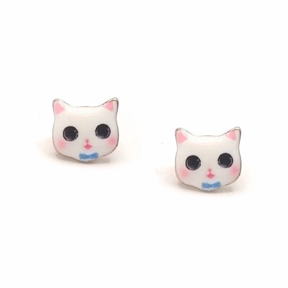 Cute White Cat Stud Earrings